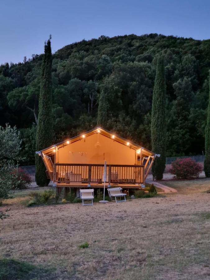 Glamping Le Tegole Otel Riparbella Dış mekan fotoğraf