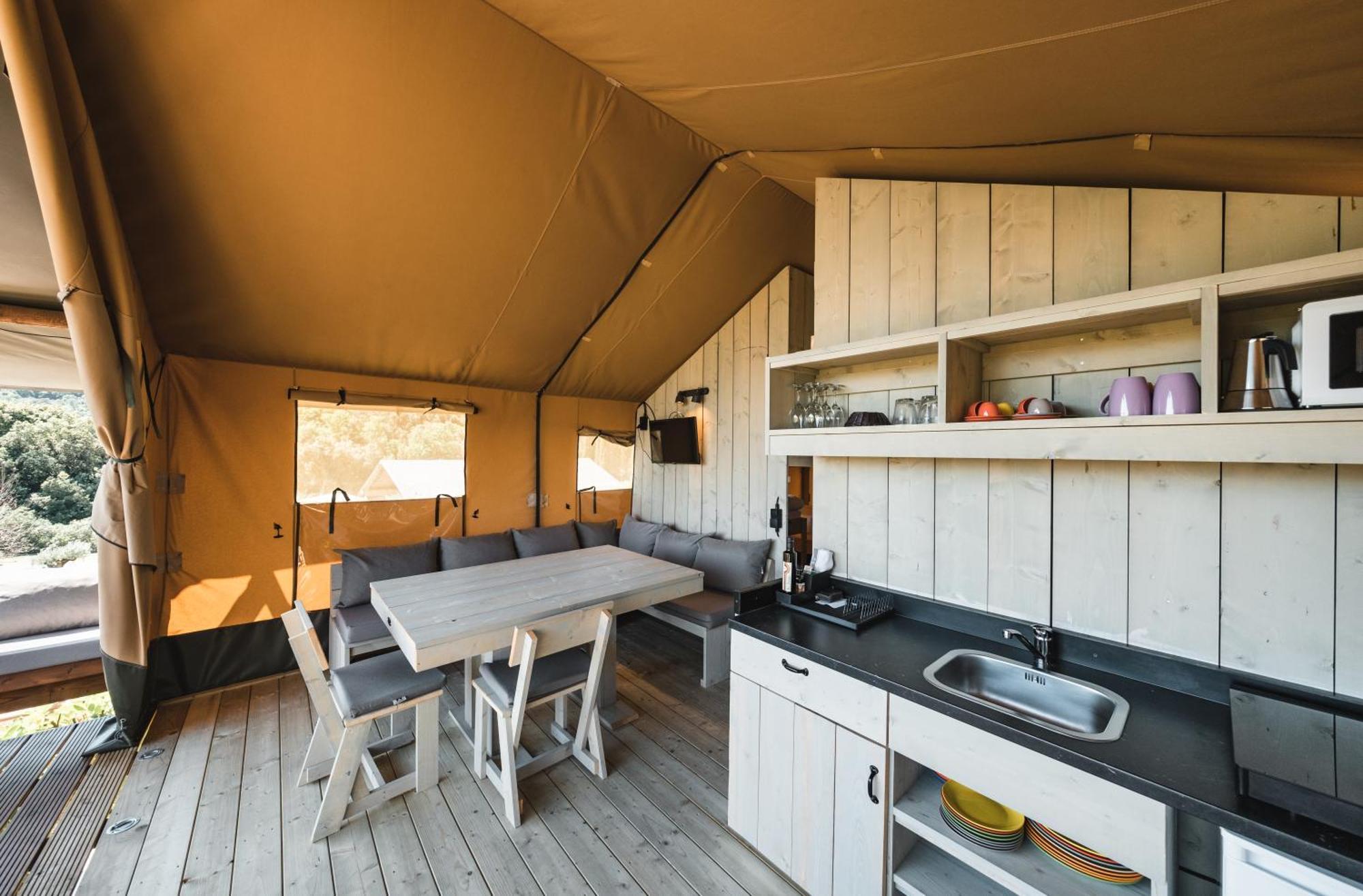 Glamping Le Tegole Otel Riparbella Dış mekan fotoğraf