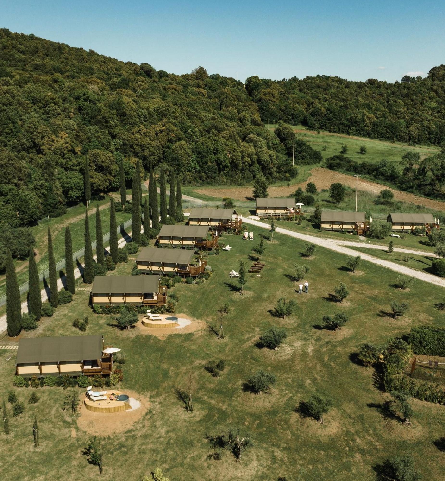 Glamping Le Tegole Otel Riparbella Dış mekan fotoğraf